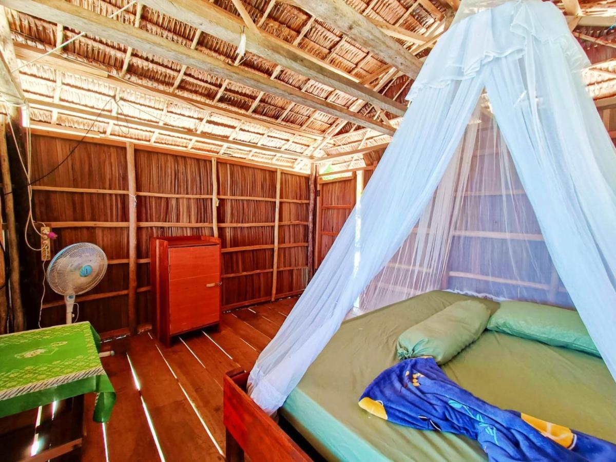 West Mansuar Homestay Pulau Mansuar Exterior foto